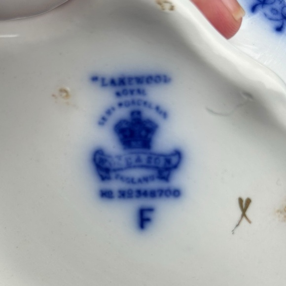 RARE Wood & Sons Antique Flow Blue "Lakewood" Footed Covered Dish 1891-1907 - Picture 9 of 13